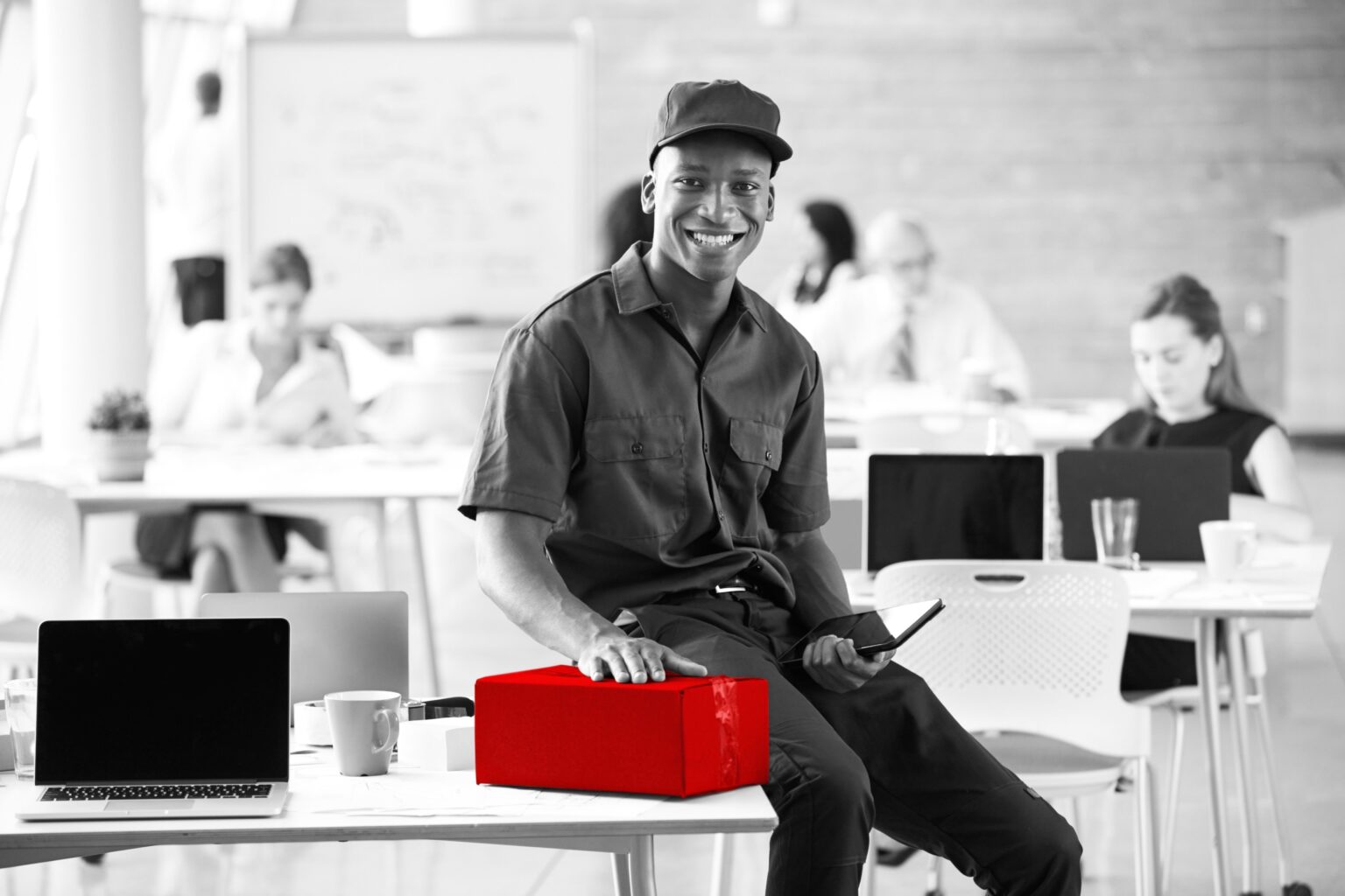 Vodacom customers get their first Rush courier delivery for free