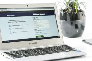 Staying social media safe