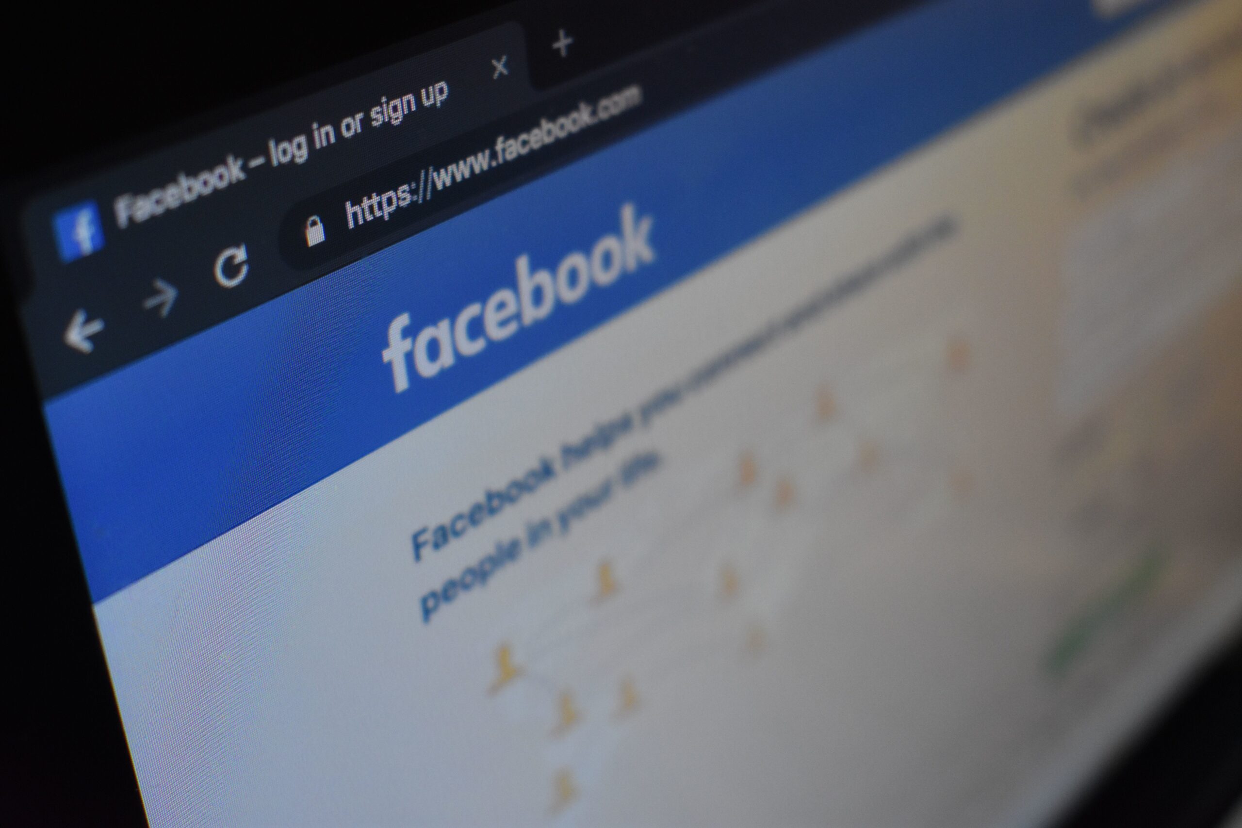 How to create an online shop with Facebook