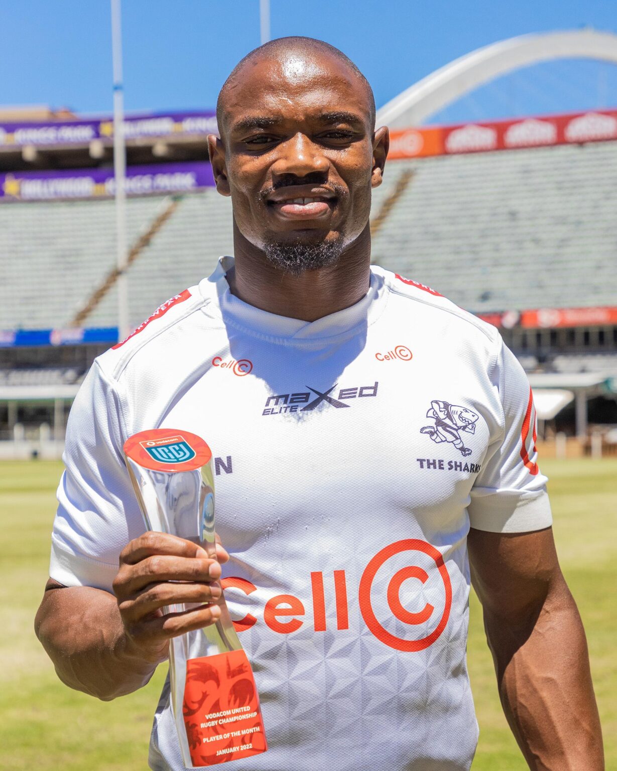 Makazole Mapimpi races to January Vodacom URC Player of the Month award