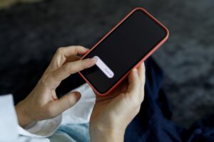 6 Tips To Limit Scrolling On Your Phone