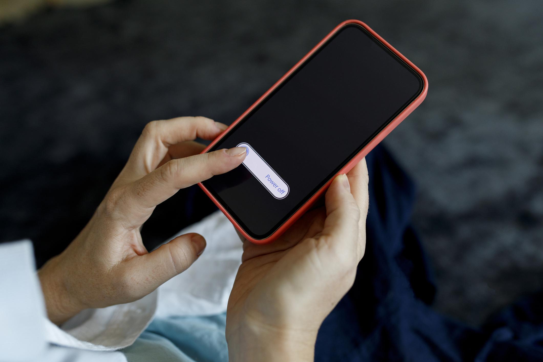 6 Tips To Limit Scrolling On Your Phone