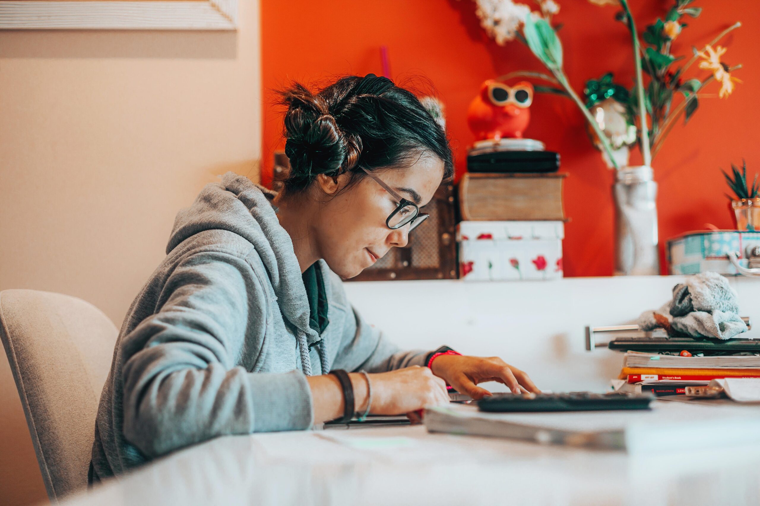 Mobile Apps For Students: Ace Your Education With These Tech Assistants
