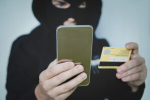SIM Swap Fraud – How Fraudsters Can Con You