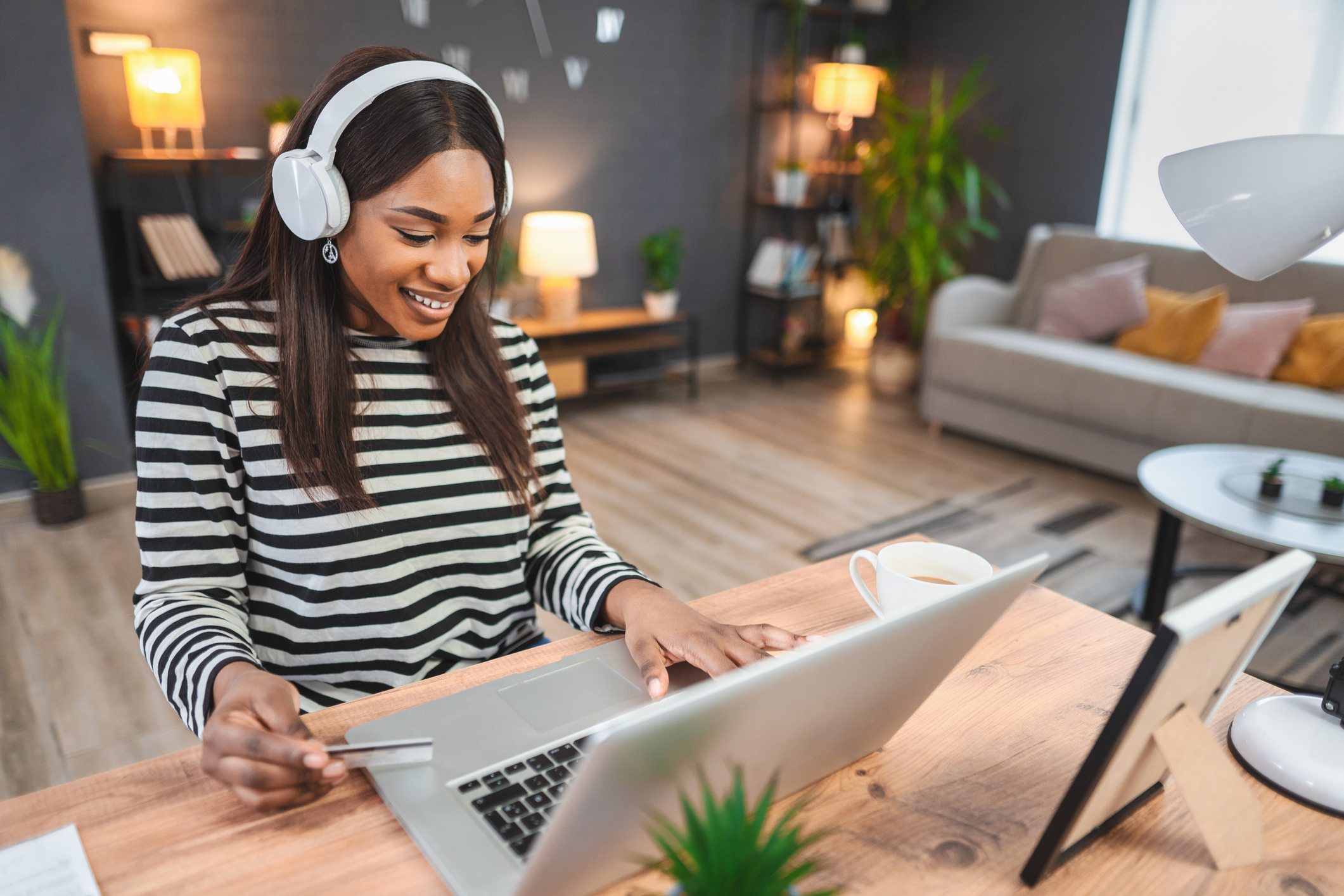 Stay Safe When Shopping and Banking Online