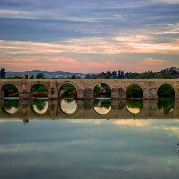 The bridge used for the Long Bridge of Volantis is in Cordoba in Spain